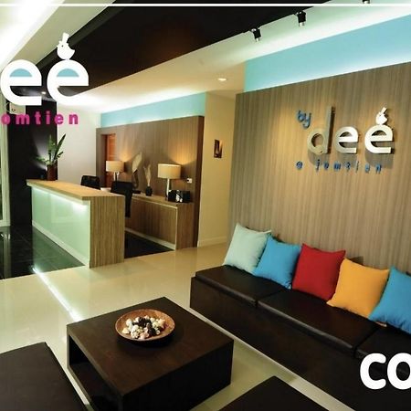 By Dee @Jomtien Hotel Pattaya Buitenkant foto
