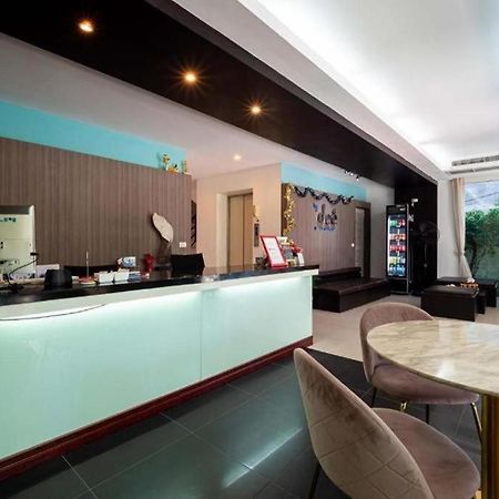 By Dee @Jomtien Hotel Pattaya Buitenkant foto