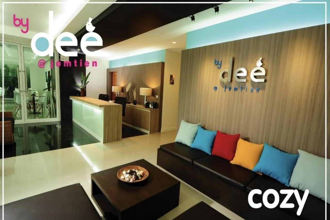 By Dee @Jomtien Hotel Pattaya Buitenkant foto